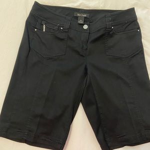 Black White House black market shorts